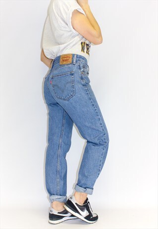 VINTAGE CUSTOM DISTRESSED STONEWASH LEVI'S JEANS