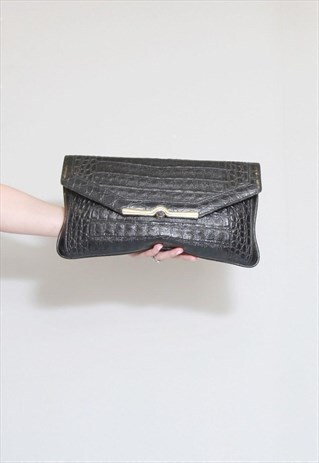 VINTAGE 1970'S CLASSIC BLACK FAUX CROC TEXTURED CLUTCH BAG