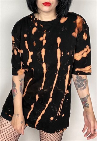 GRUNGE STYLE ACID WASH REWORKED T-SHIRT SIZE LARGE