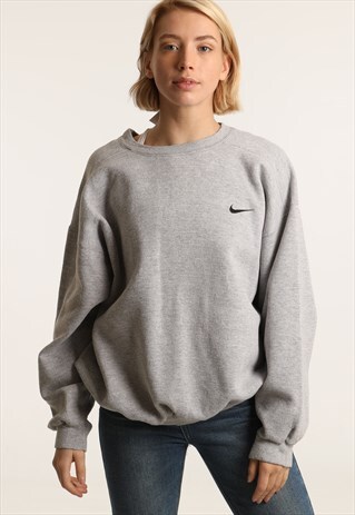 VINTAGE NIKE EMBROIDERED LOGO SWEATSHIRT