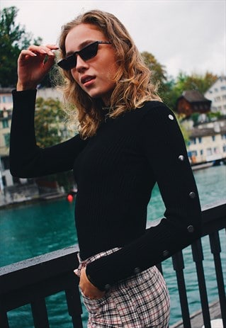 SUBDUED RIBBED MOCK NECK JUMPER SIDE BUTTONS