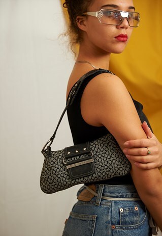 VINTAGE Y2K 00S GUESS BAGUETTE BAG