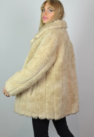 VINTAGE 60S LIGHT BLONDE CREAM FAUX FUR JACKET / COAT