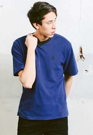 VINTAGE ADIDAS T-SHIRT