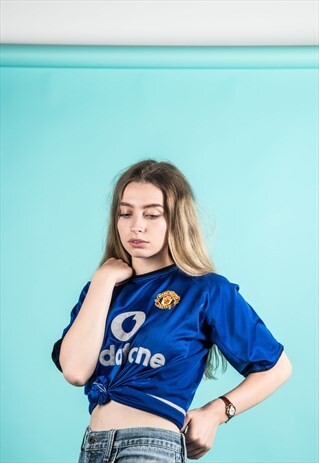 VINTAGE 1990S BLUE NIKE FOOTBALL SHIRT