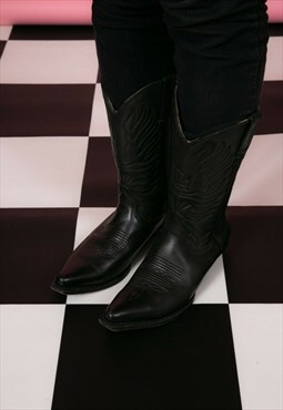 Vintage black leather embroidered Buffalo cowboy boots 