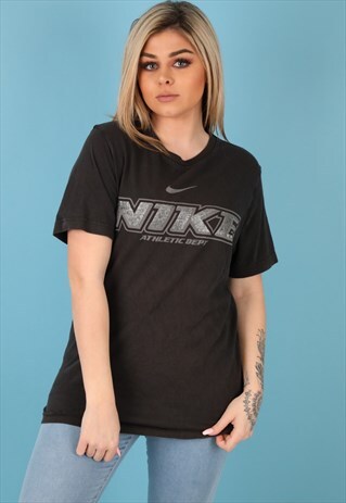 VINTAGE NIKE T-SHIRT IN BLACK NT7
