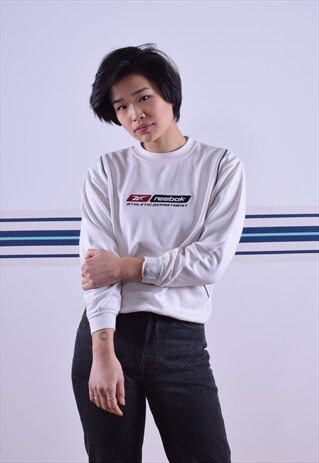 WHITE EMBROIDERED REEBOK ATHLETIC SWEATSHIRT
