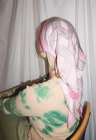 VINTAGE PINK BANDANNA SCARF