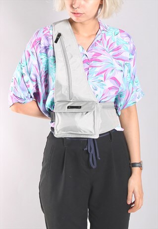 VINTAGE 90S SILVER FESTIVAL WRAP BAG