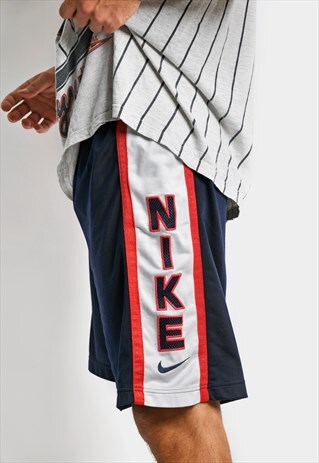 NIKE basketball shorts 90s men in navy blue branded vintage