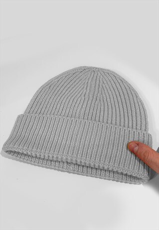 SKI TRAWLER KNITTED RIBBED BEANIE HAT - SILVER GREY