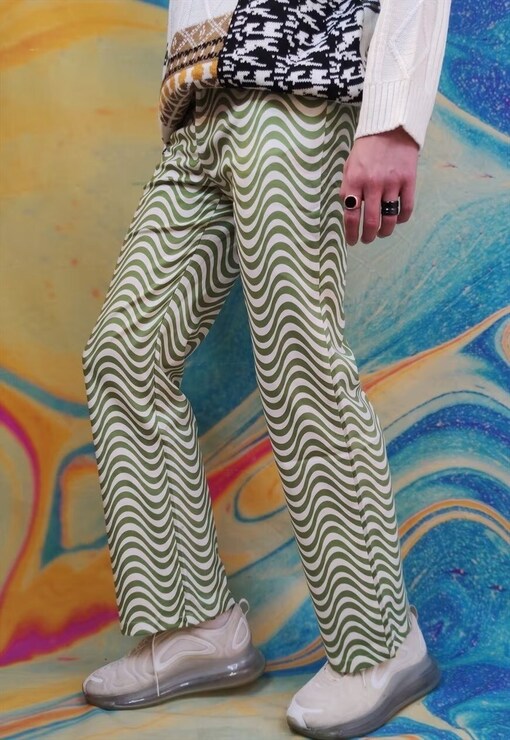 garment image