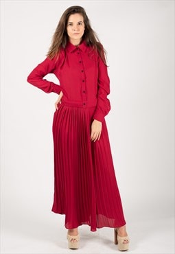 Plain burgundy color chiffon full length pleated maxi dress
