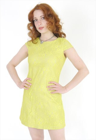 VINTAGE Y2K 60S STYLE GREEN LACE DRESS