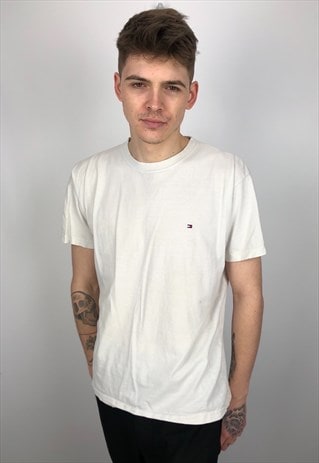VINTAGE TOMMY HILFIGER T-SHIRT