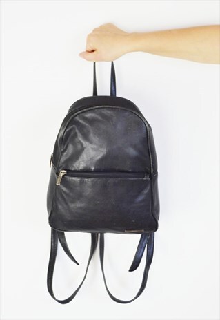 BLACK LEATHER BACKPACK BAG