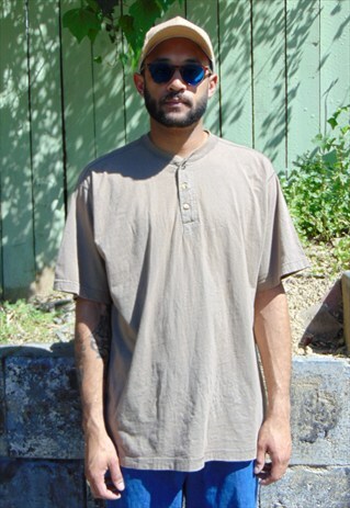 90S CLASSIC SHORT SLEEVE BROWN HENLEY SHIRT XL