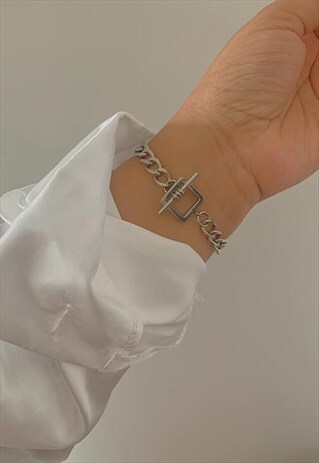 DEMETRIUS. SILVER T-BAR TOGGLE CHAIN BRACELET