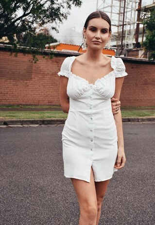VINTAGE INSPIRED 90S WHITE MINI DRESS