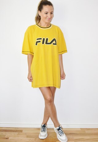 VINTAGE 90'S FILA YELLOW AND BLACK CREWNECK T-SHIRT