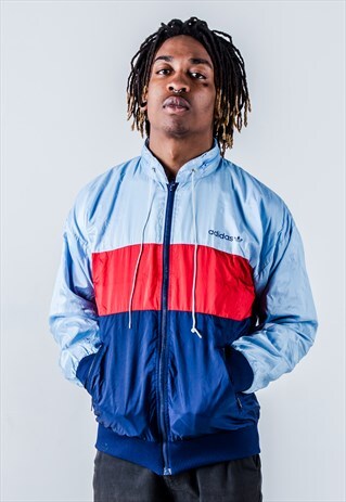 VINTAGE 90S ADIDAS HOODED WINDBREAKER IN BLUE AND RED