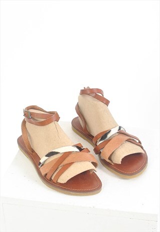 VINTAGE 90S REAL LEATHER SANDALS