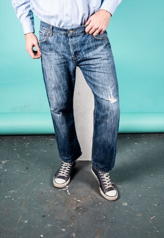 VINTAGE LEVI'S 501 JEANS IN BLUE DENIM WITH RIPS