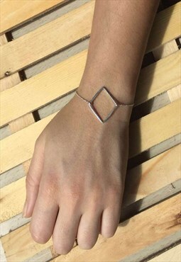Silver Geometric Bracelet with Diamond Shaped Design