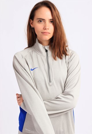 VINTAGE NIKE SPORT SWEATSHIRT