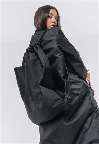BAGPACK IN BLACK