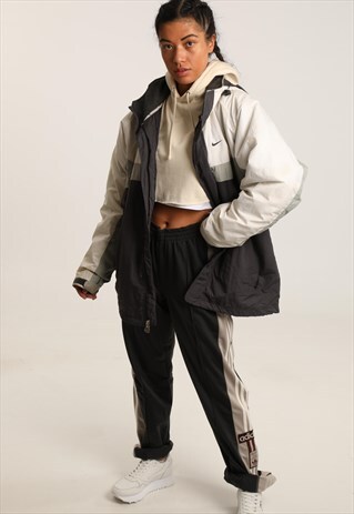 VINTAGE NIKE WINTER JACKET