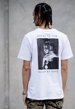 EARLHAM T-SHIRT IN WHITE WITH BACK PRINT