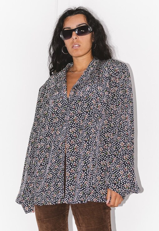 garment image