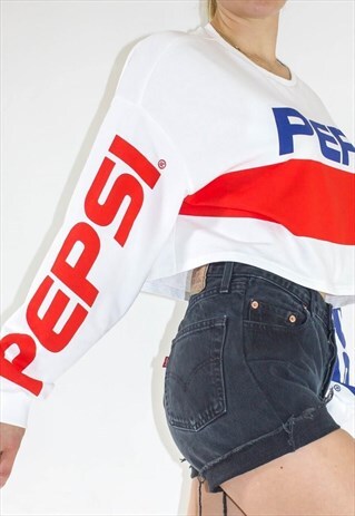 VINTAGE 90'S 501 HIGH WAIST FRAYED HEM LEVI SHORTS