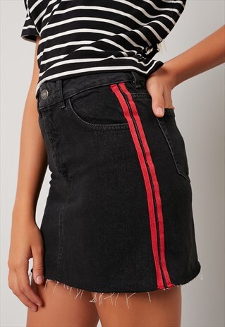EXCLUSIVE SIDE STRIPED RAW EDGED DENIM SKIRT