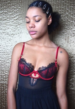 BLACK RED MESH TOP