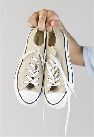 VINTAGE CONVERSE BEIGE TRAINERS
