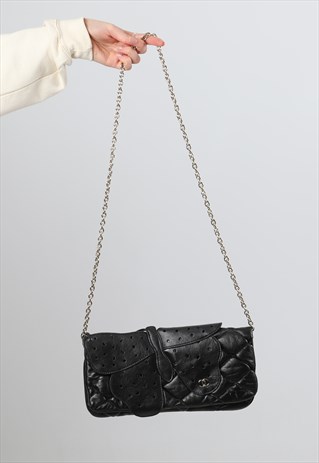 VINTAGE CHANEL LEATHER HANDBAG