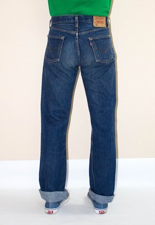 VINTAGE 90'S 501 BUTTON FLY STRAIGHT LEG LEVI'S JEANS