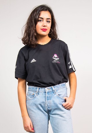 90'S VINTAGE BLACK ADIDAS THREE STRIPE T-SHIRT