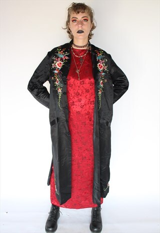 HAND EMBROIDERED KIMONO