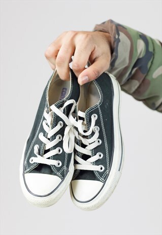 VINTAGE CONVERSE BLACK TRAINERS