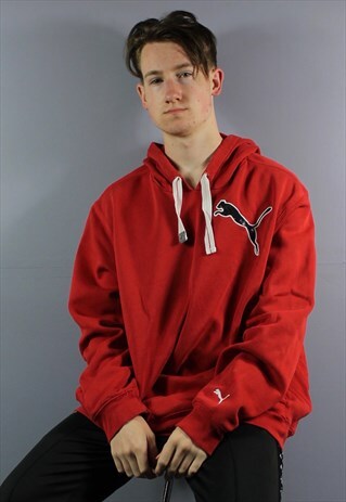 VINTAGE PUMA HOODIE IN RED WITH EMBROIDERED LOGO AND POUCH P