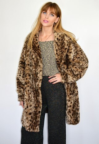 VINTAGE 90S OVERSIZED LEOPARD PRINT FAUX FUR COAT