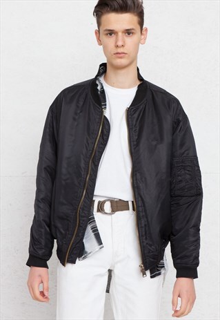 VINTAGE BLACK BOMBER JACKET