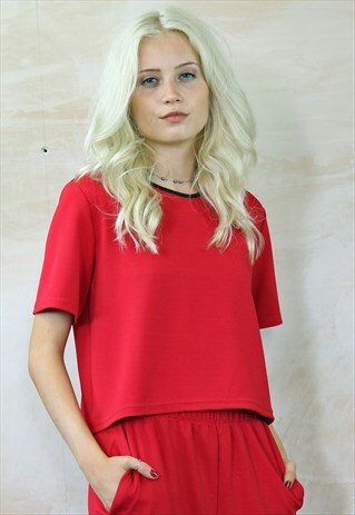 TRUE RED TEXTURED BOX TOP