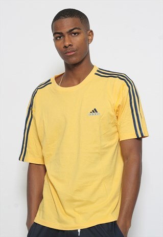 VINTAGE ADIDAS T-SHIRT