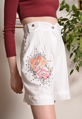 VINTAGE HIGH WAIST SHORTS IN WHITE