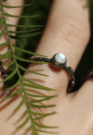 WOLF PACK WHITE PEARL GOTHIC BRANCH STERLING SILVER RING
